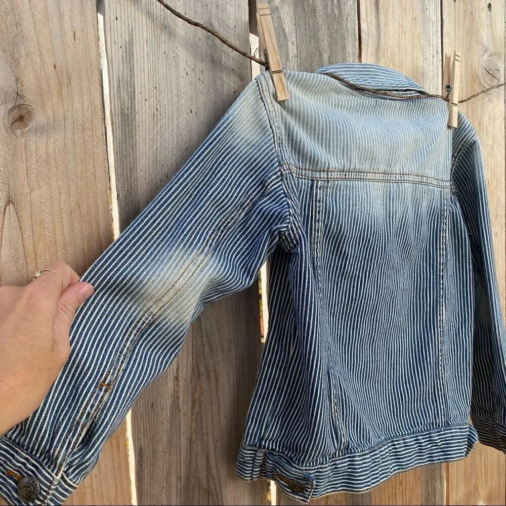 Frankie & Ava Striped Trucker Jacket Sz 5 Collared Long Sleeve Snap Button Down